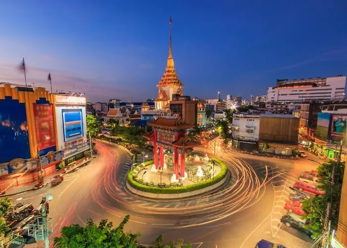 14 Sathorn Hotel 3*