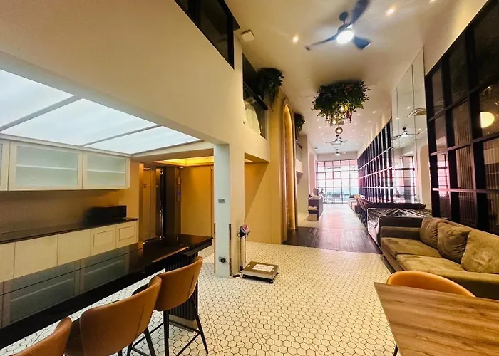 14 Sathorn 3*