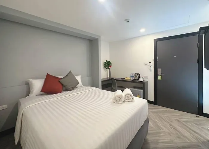 Hotell 14 Sathorn 3*