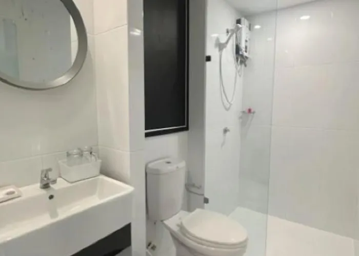 14 Sathorn 3* Bangkok